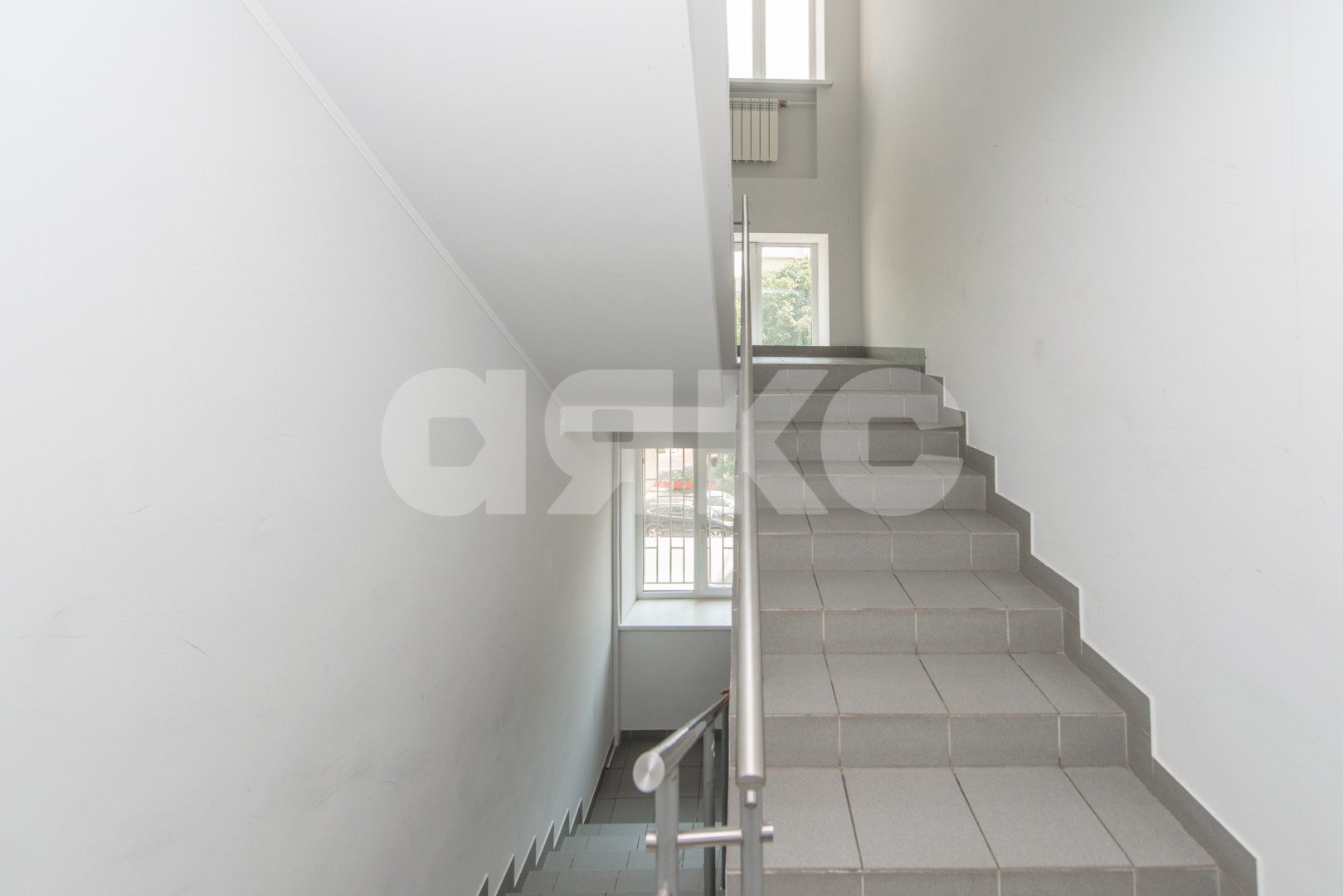 Фото №8: Коммерция 217 м² - Ростов-на-Дону, Ленинский, ул. Максима Горького, 102