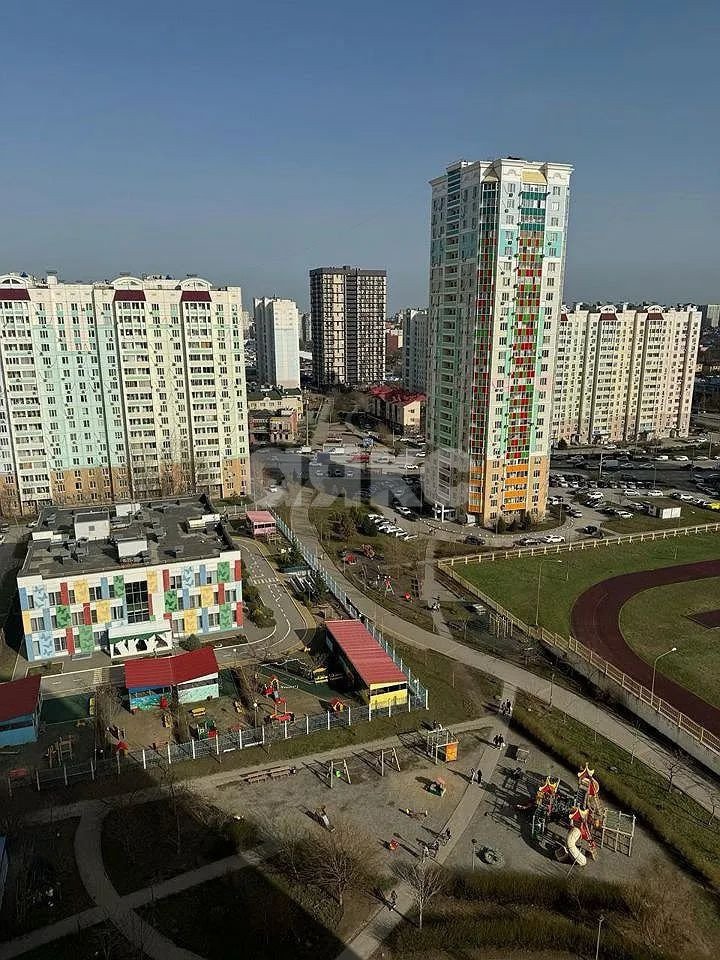 Фото №10: 2-комнатная квартира 58 м² - Ростов-на-Дону, 3-й  Западные Ворота, ул. Жданова, 9