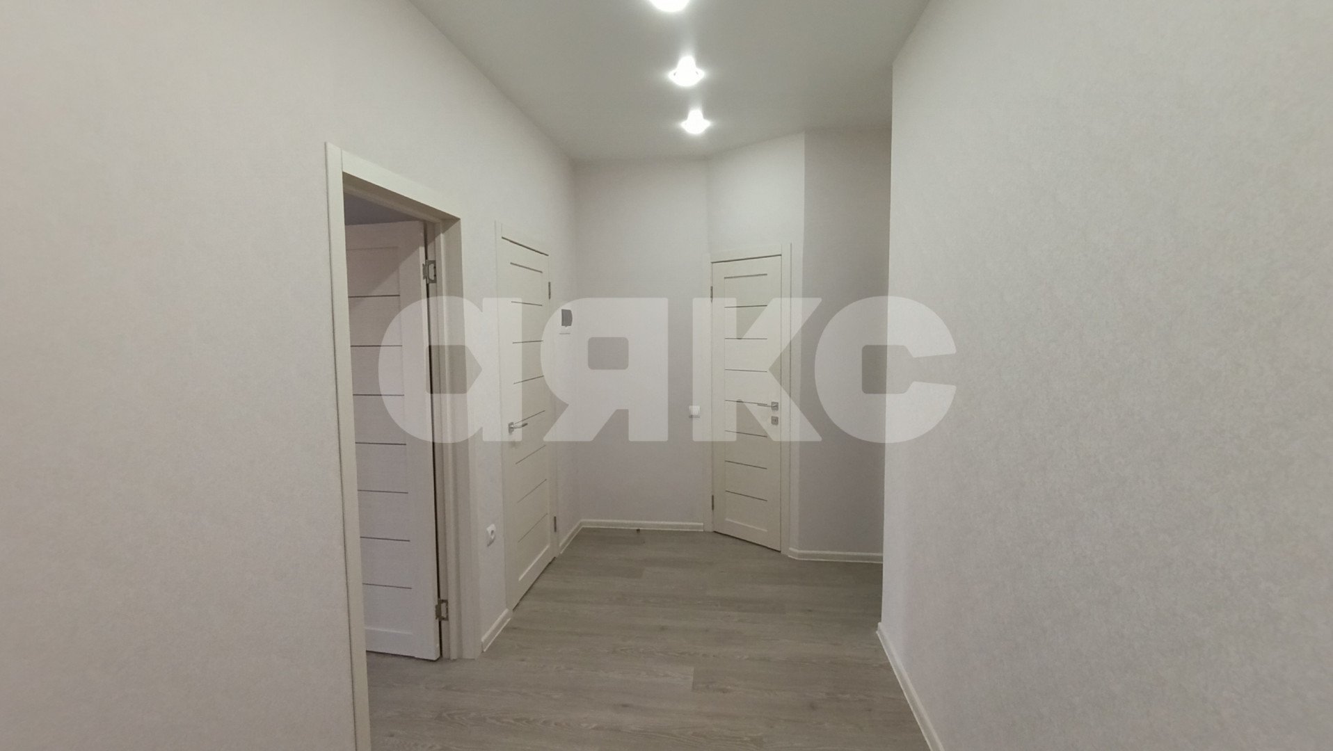Фото №8: 2-комнатная квартира 57 м² - Горячий Ключ, Администрация, ул. Ленина, 195Г