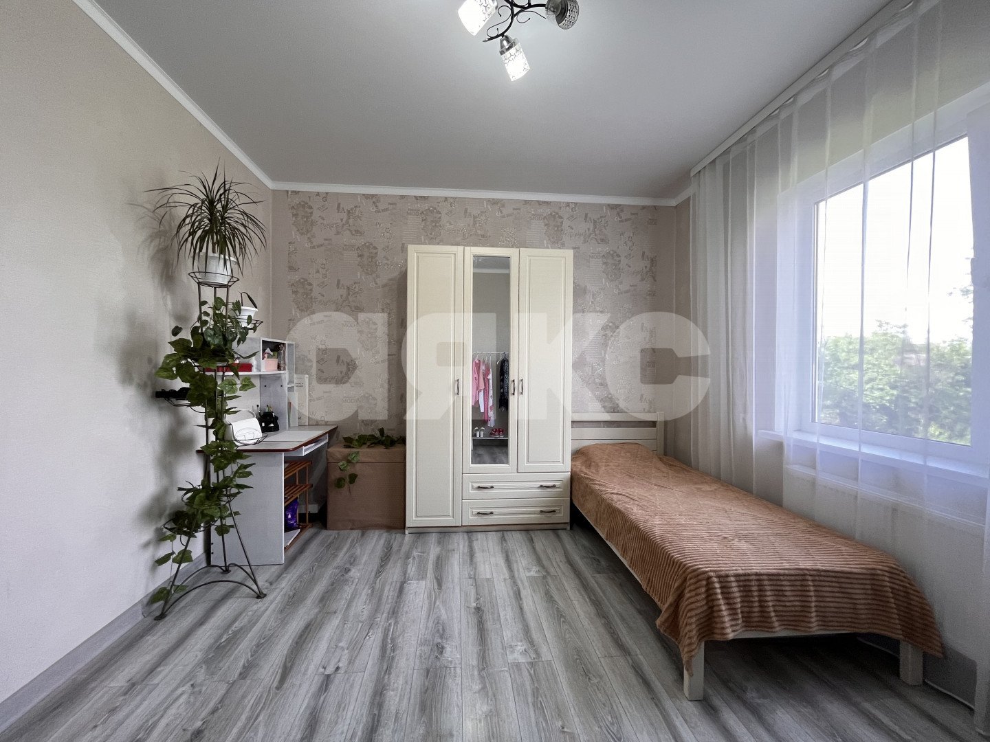 Фото №7: Дом 130 м² + 10 сот. - Ханская, ул. Гагарина, 134