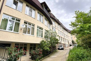 Фото №1: 1-комнатная квартира 37 м² - Сочи, мкр. Мамайка, ул. Фадеева, 20