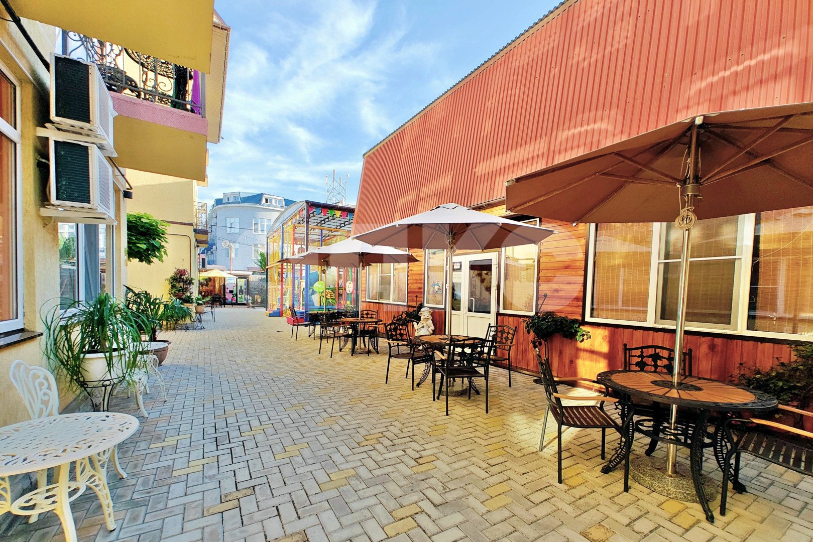 Фото №12: Коммерция 3000 м² - Анапа, пр-кт Пионерский, 107