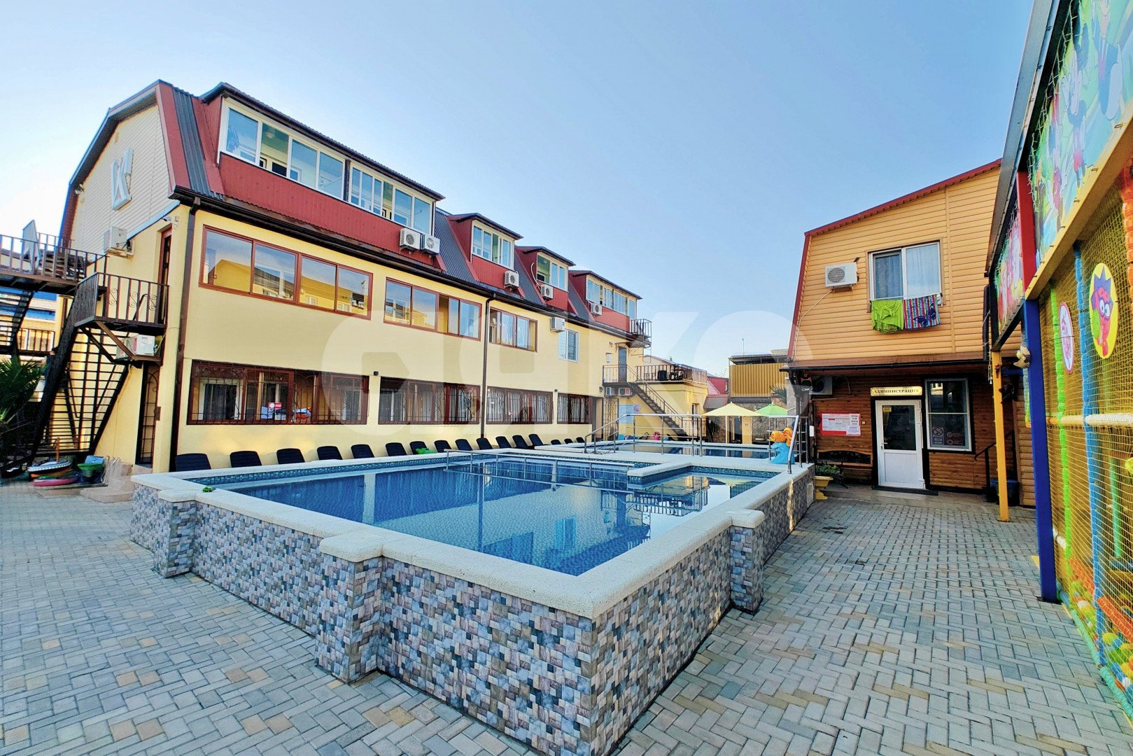 Фото №1: Коммерция 3000 м² - Анапа, пр-кт Пионерский, 107