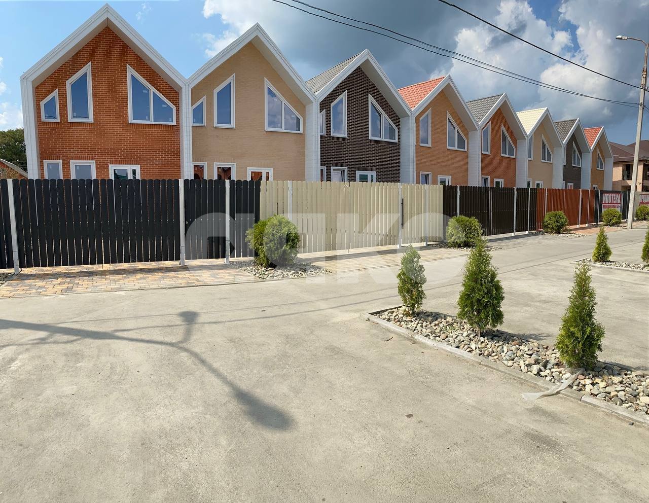 Фото №2: Таунхаус 150 м² + 3 сот. - Гавердовский, пер. Клубный, 1В