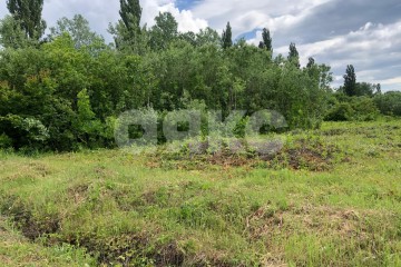 Фото №2: Земельный участок под ИЖС - Саратовская, мкр. 4-й, ул. Виноградная