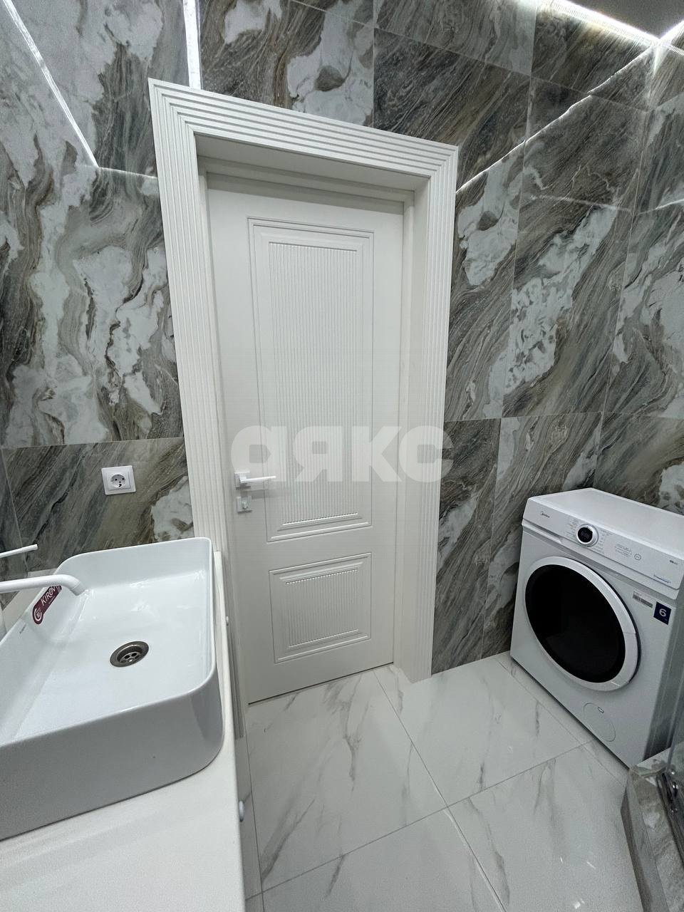 Фото №9: 1-комнатная квартира 38 м² - Анапа, жилой комплекс Два Адмирала, ул. Ленина, 241