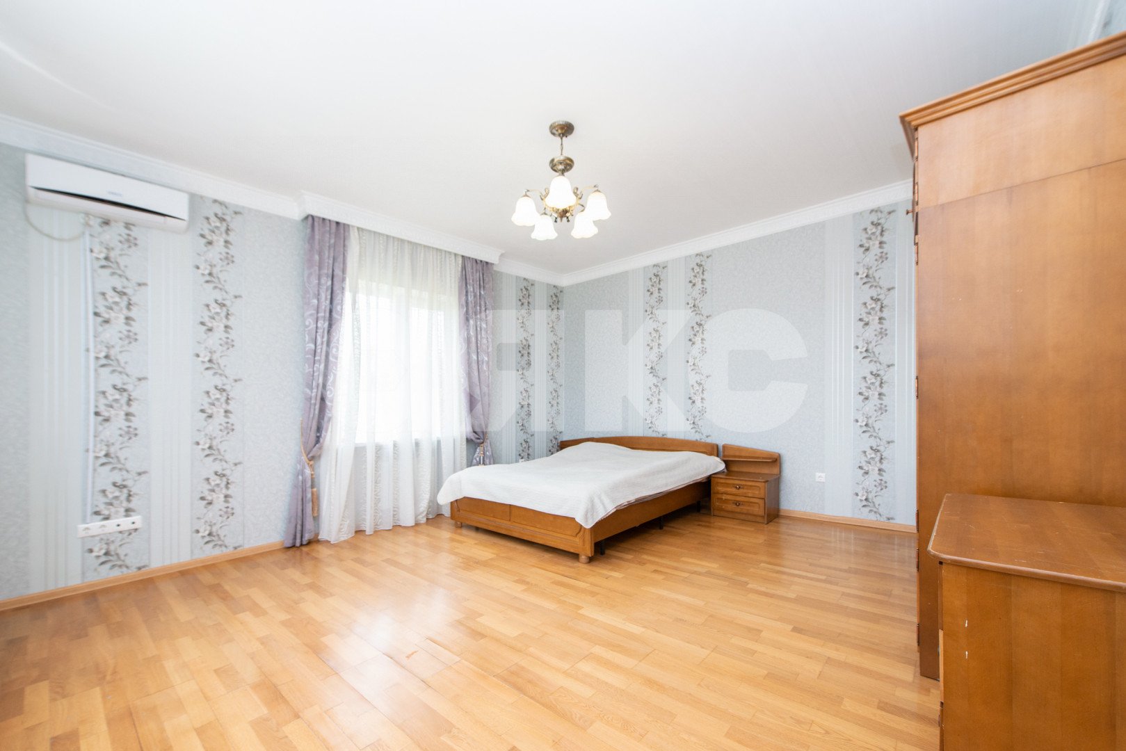 Фото №39: Коттедж 340 м² + 12 сот. - Чалтырь, ул. 50 лет Победы, 69