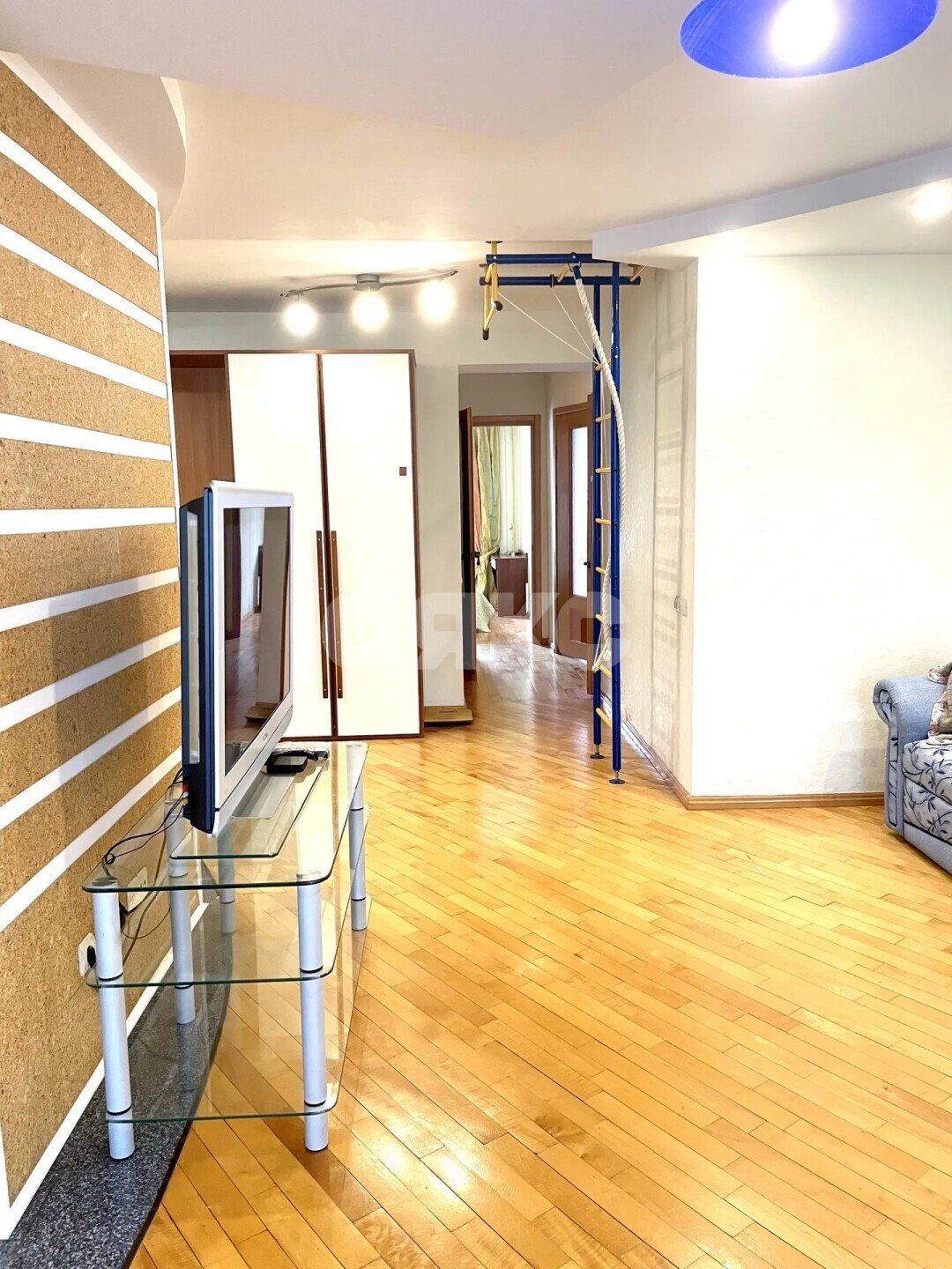 Фото №5: 3-комнатная квартира <span class="whitespace-nowrap">96 м²</span>, <span class="whitespace-nowrap">3/6 эт.</span> - Анапа, мкр. 3А, ул. Ленина, 145