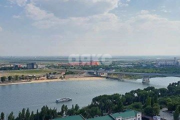 Фото №1: 3-комнатная квартира 90 м² - Ростов-на-Дону, мкр. Богатяновка, пер. Крыловской, 10