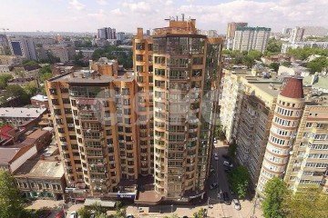 Фото №2: 4-комнатная квартира 126 м² - Ростов-на-Дону, р. Ленинский, пер. Халтуринский, 67/25