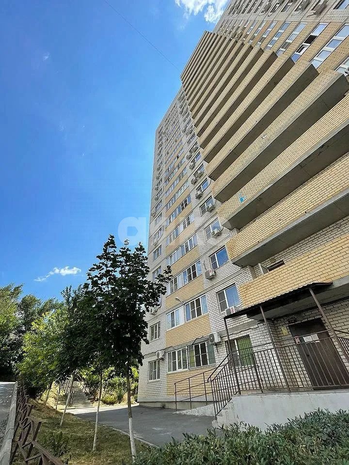 Фото №1: 2-комнатная квартира 54 м² - Ростов-на-Дону, квартал Нижнегниловской, ул. Заводская, 11