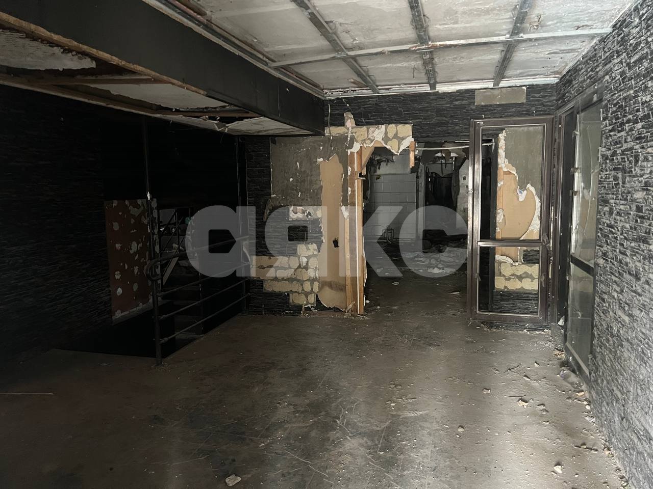 Фото №3: Коммерция 1098 м² - Мариуполь, Центральный, пр-кт Мира, 68