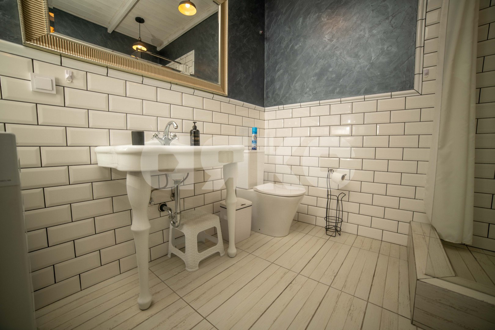 Фото №26: 2-комнатная квартира <span class="whitespace-nowrap">74 м²</span>, <span class="whitespace-nowrap">2/8 эт.</span> - Геленджик, Толстый Мыс, мкр. жилой комплекс Черноморский, ул. Крымская, 19к7