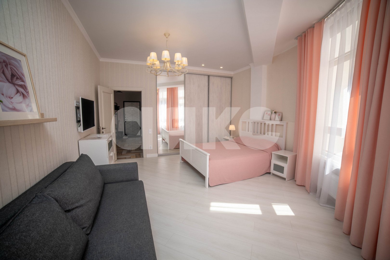 Фото №20: 2-комнатная квартира <span class="whitespace-nowrap">74 м²</span>, <span class="whitespace-nowrap">2/8 эт.</span> - Геленджик, Толстый Мыс, мкр. жилой комплекс Черноморский, ул. Крымская, 19к7