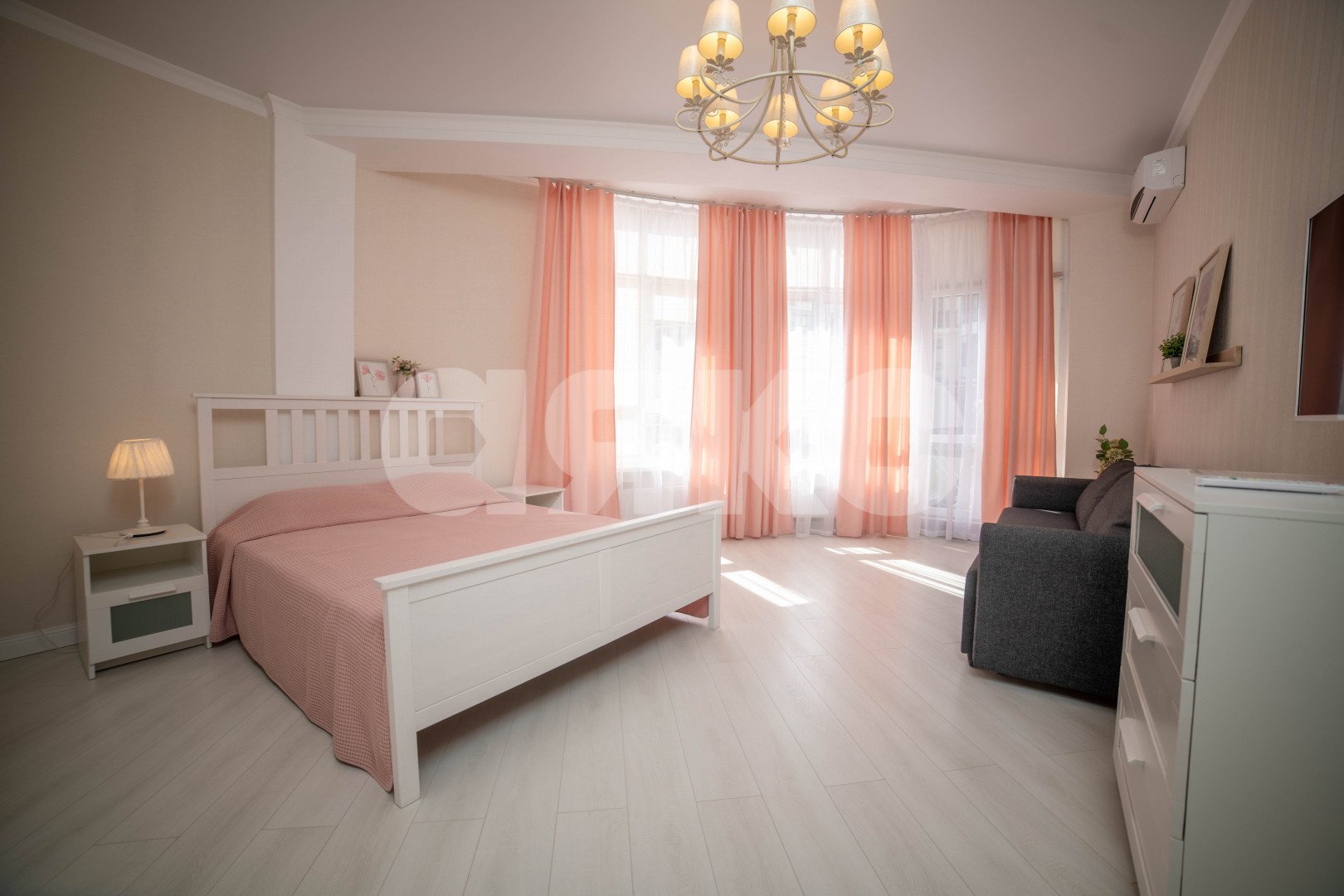 Фото №18: 2-комнатная квартира <span class="whitespace-nowrap">74 м²</span>, <span class="whitespace-nowrap">2/8 эт.</span> - Геленджик, Толстый Мыс, мкр. жилой комплекс Черноморский, ул. Крымская, 19к7