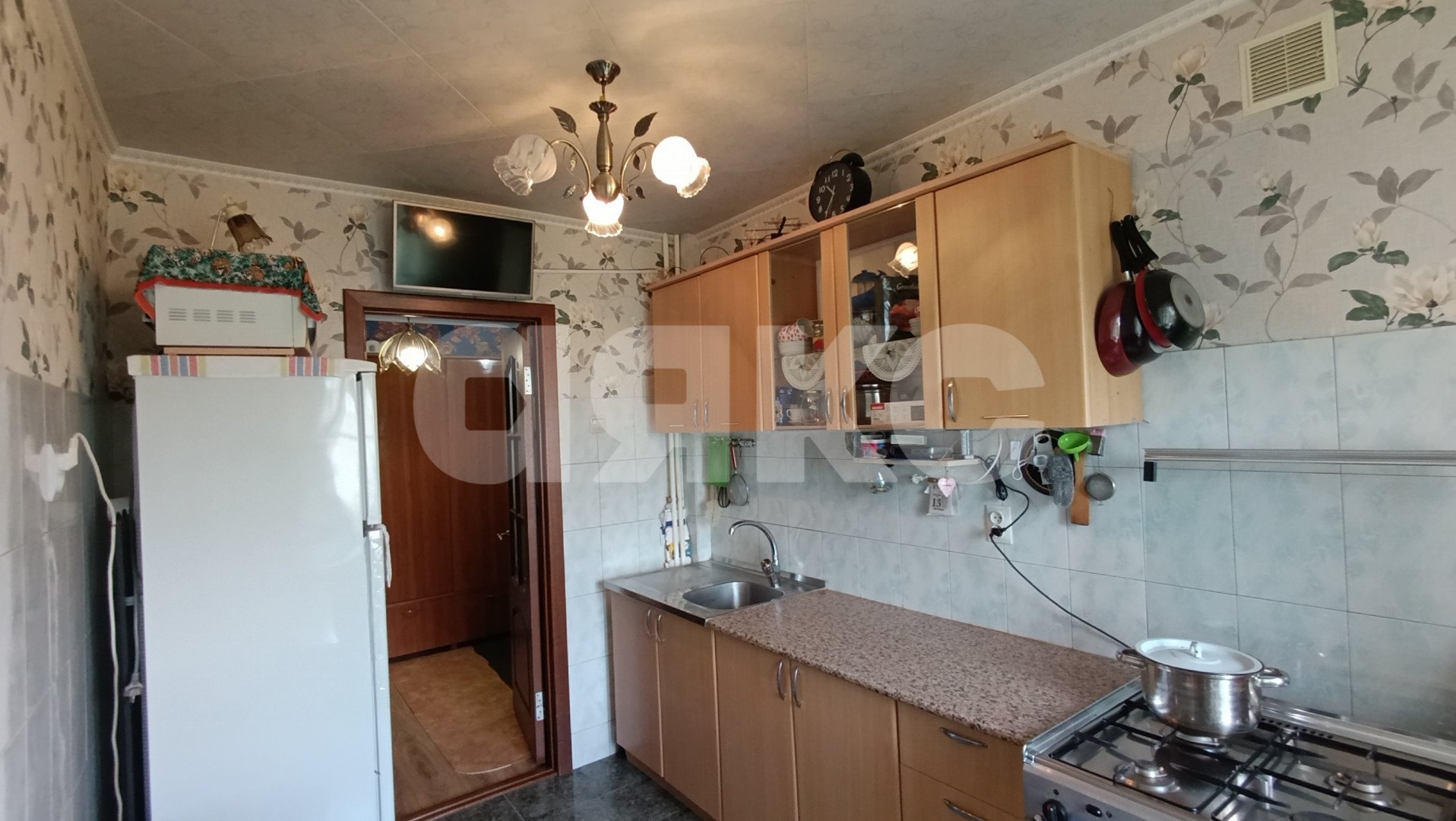 Фото №11: 2-комнатная квартира 50 м² - Горячий Ключ, Администрация, ул. Ленина, 207