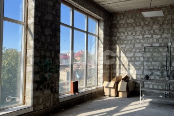 Фото №3: Коммерция 220 м² - Мариуполь, р. Центральный, ул. Митрополитская, 95