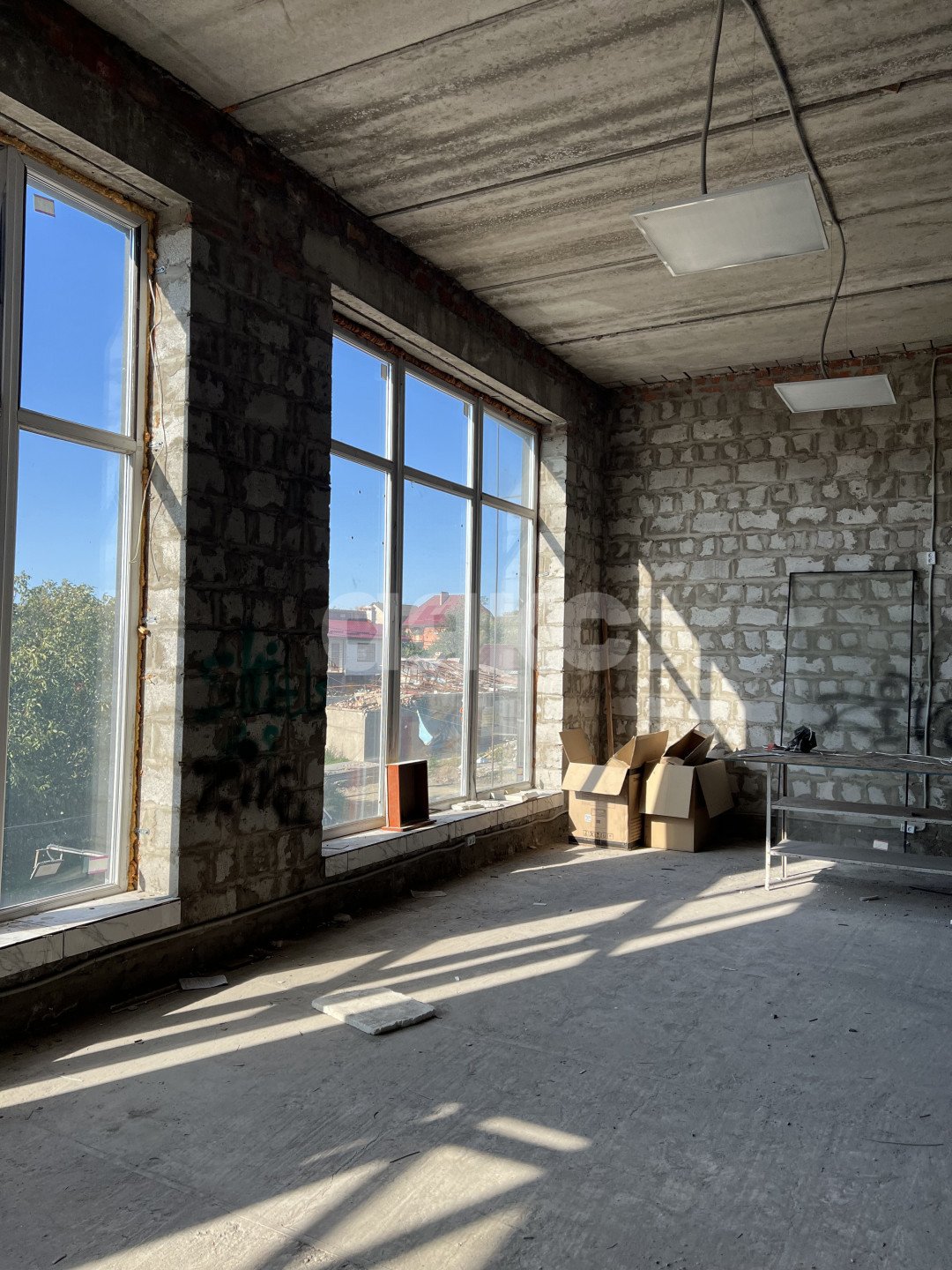 Фото №3: Коммерция 220 м² - Мариуполь, Центральный, ул. Митрополитская, 95