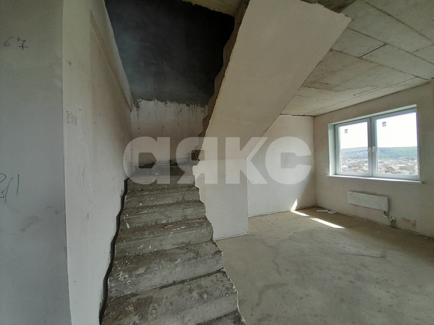Фото №13: 4-комнатная квартира 102 м² - Горячий Ключ, Курортная Зона, ул. Ленина, 147А