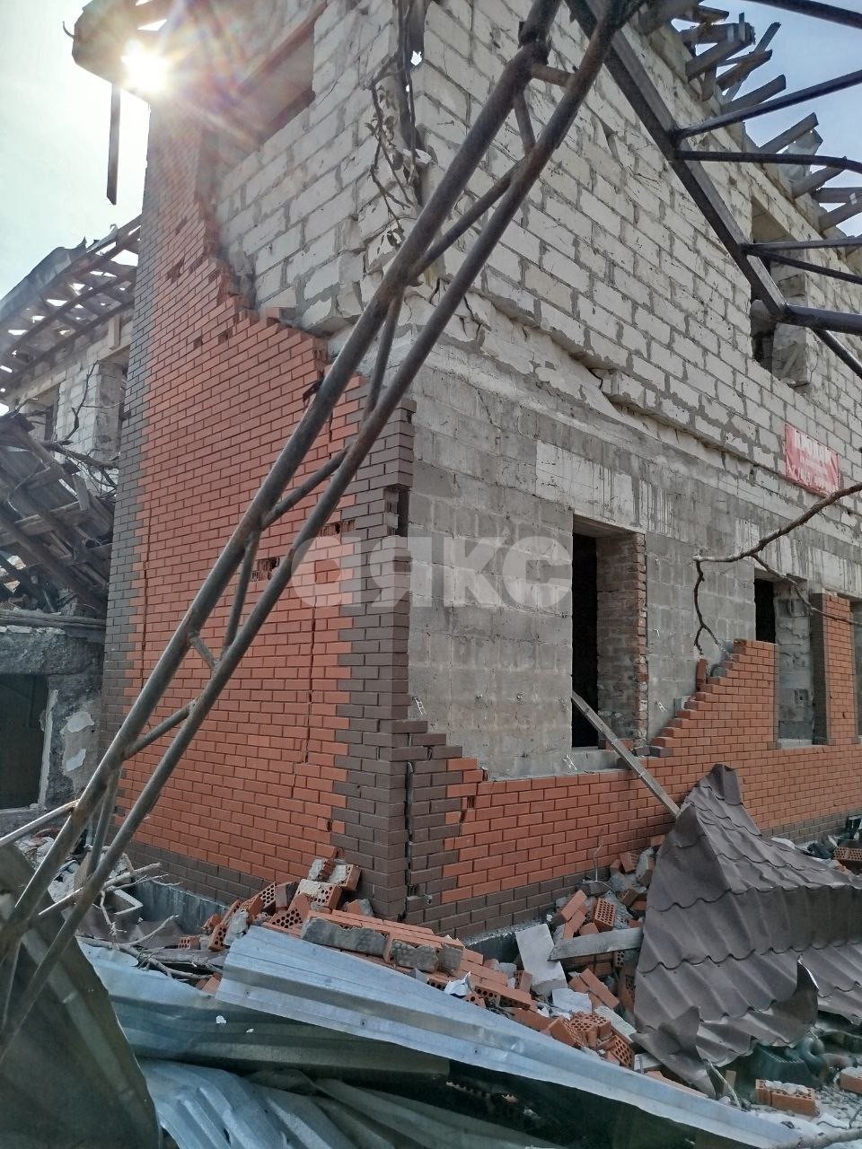 Фото №2: Дом 267 м² + 4.7 сот. - Мариуполь, Центральный, ул. Греческая площадь