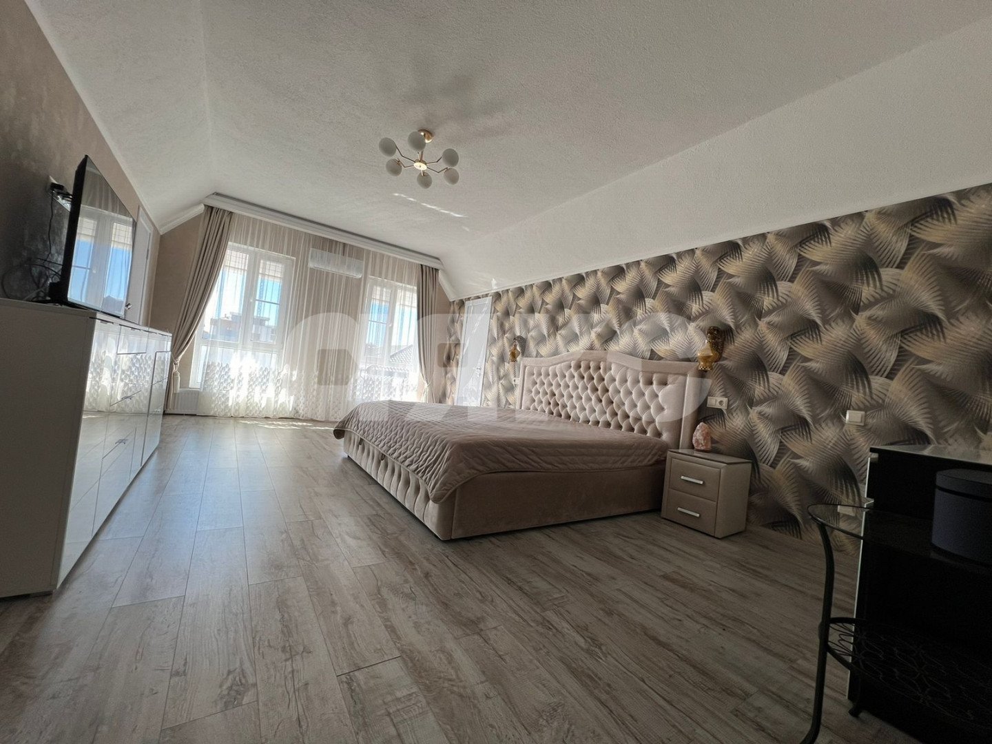 Фото №12: Дом 220 м² + 3.3 сот. - Геленджик, Высокий Берег, ул. Рыбникова