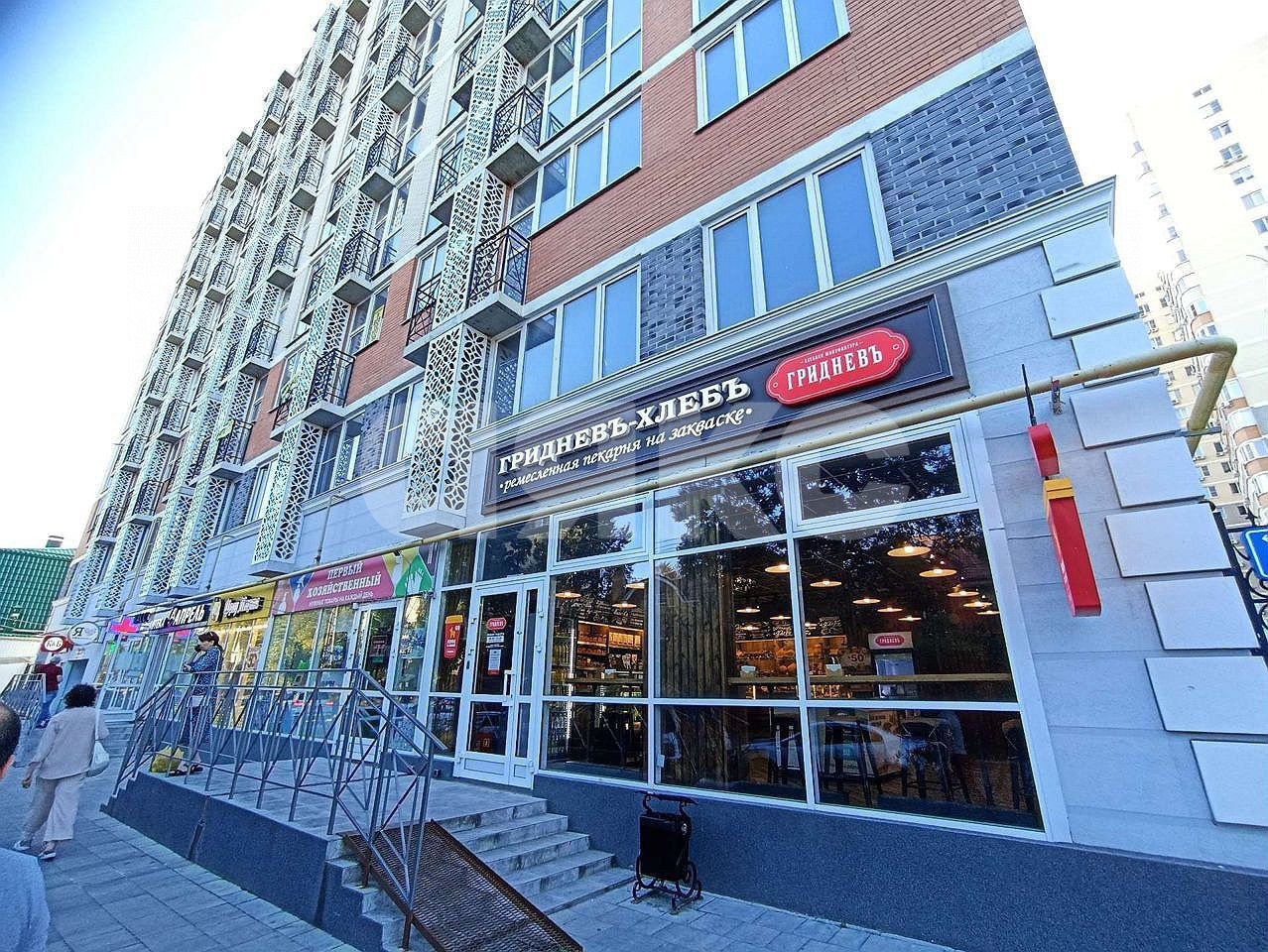 Фото №2: 1-комнатная квартира 52 м² - Ростов-на-Дону, жилой комплекс Симфония, ул. Спартаковская, 20