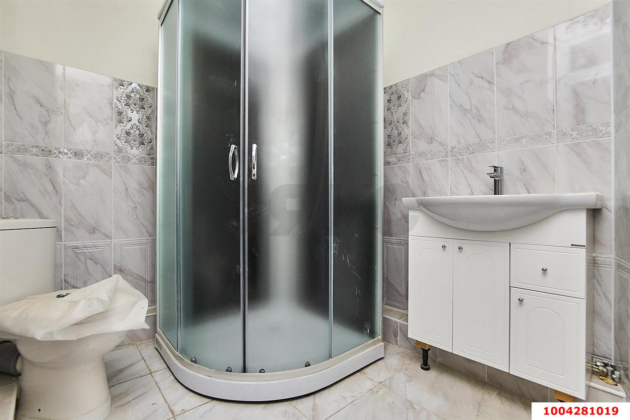 Фото №9: Коммерция 1425 м² - Краснодар, Западный внутригородской округ, мкр. Центральный, ул. Кубанская Набережная, 38