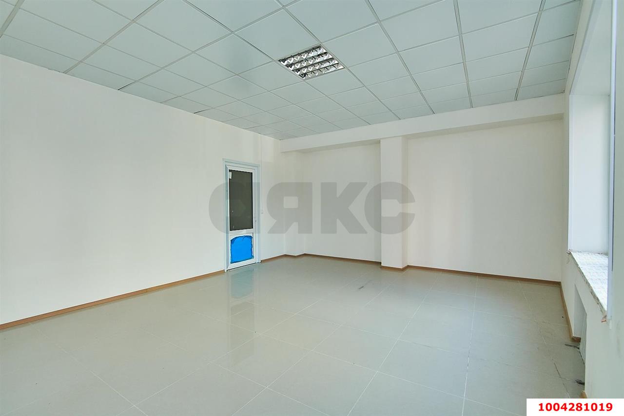 Фото №6: Коммерция 1425 м² - Краснодар, Западный внутригородской округ, мкр. Центральный, ул. Кубанская Набережная, 38