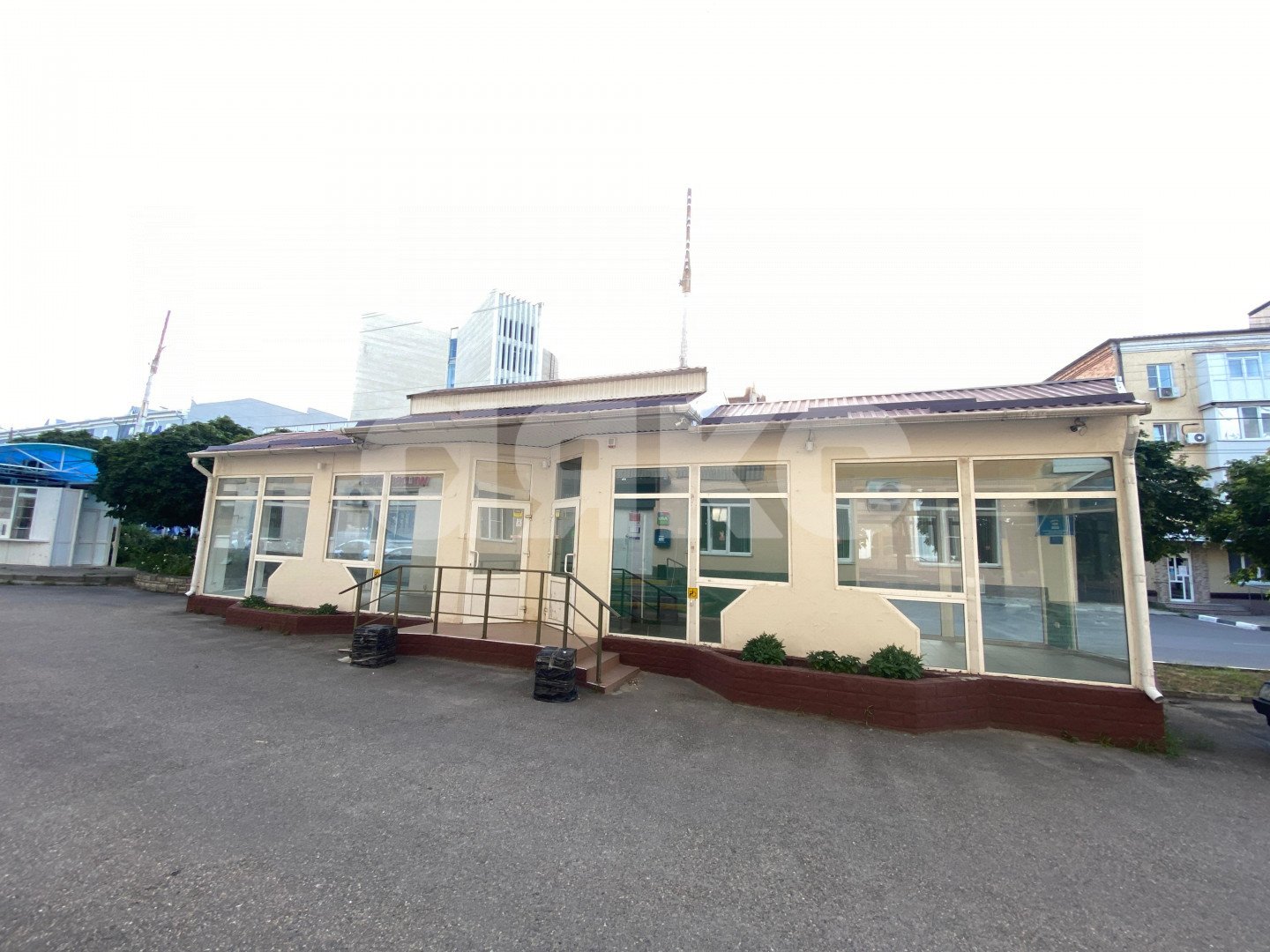 Фото №5: Коммерция 60 м² - Армавир, Оптика, ул. Свердлова, 71/1