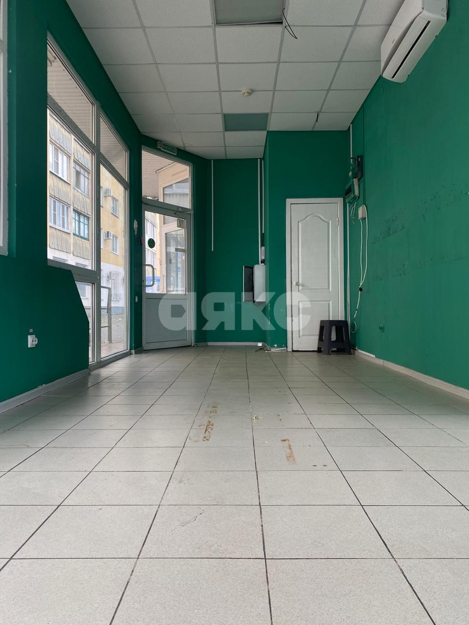 Фото №2: Коммерция 60 м² - Армавир, Оптика, ул. Свердлова, 71/1