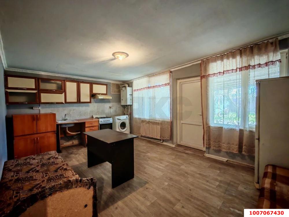 Фото №1: Дом 120 м² + 4 сот. - Старовеличковская, ул. Городская, 52