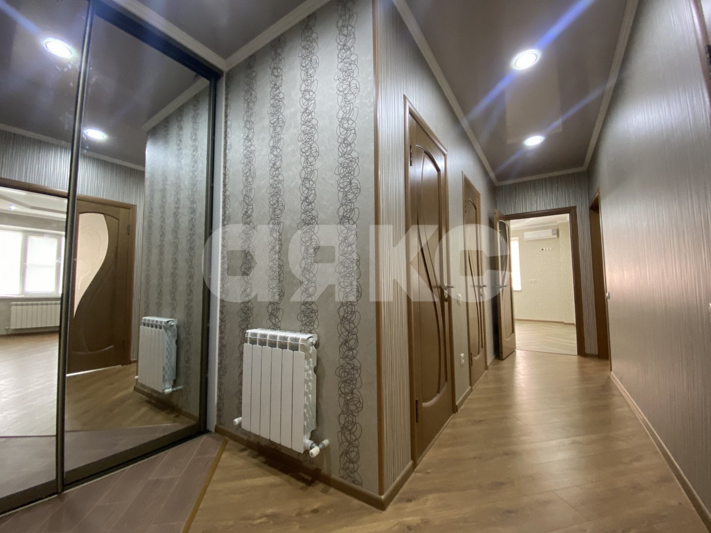 Фото №3: 2-комнатная квартира 62 м² - Горячий Ключ, Администрация, ул. Объездная, 2А