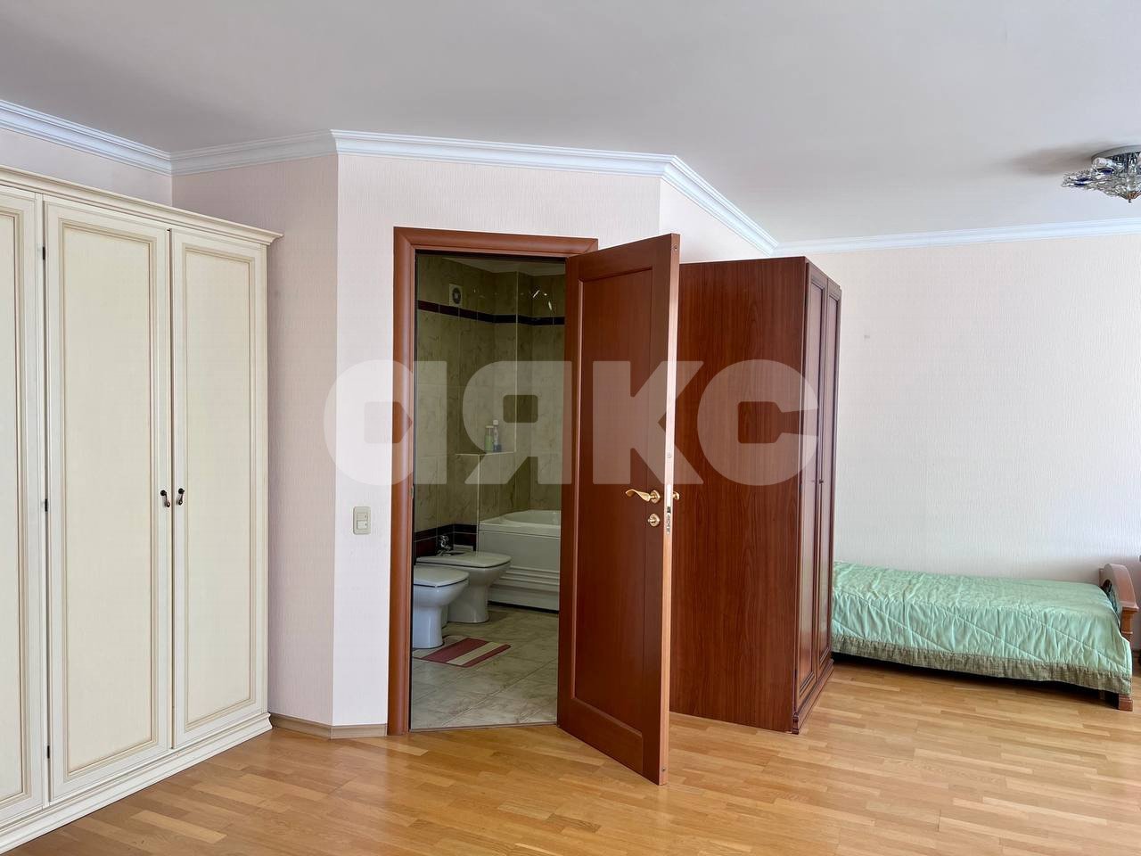 Фото №15: 3-комнатная квартира 203 м² - Ставрополь, № 2, ул. Мира, 341