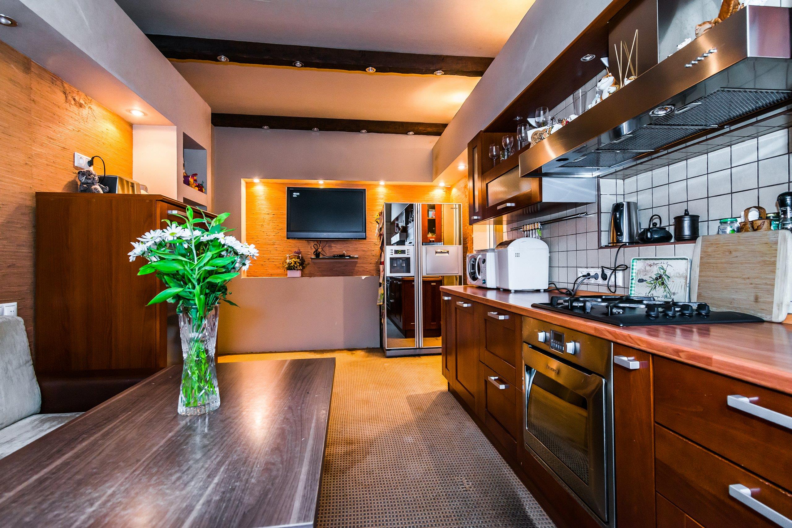 Фото №2: Дом 123 м² + 6 сот. - Краснодар, Прикубанский внутригородской округ, Калинино, мкр. Завод Радиоизмерительных Приборов, б-р Интернациональный, 112