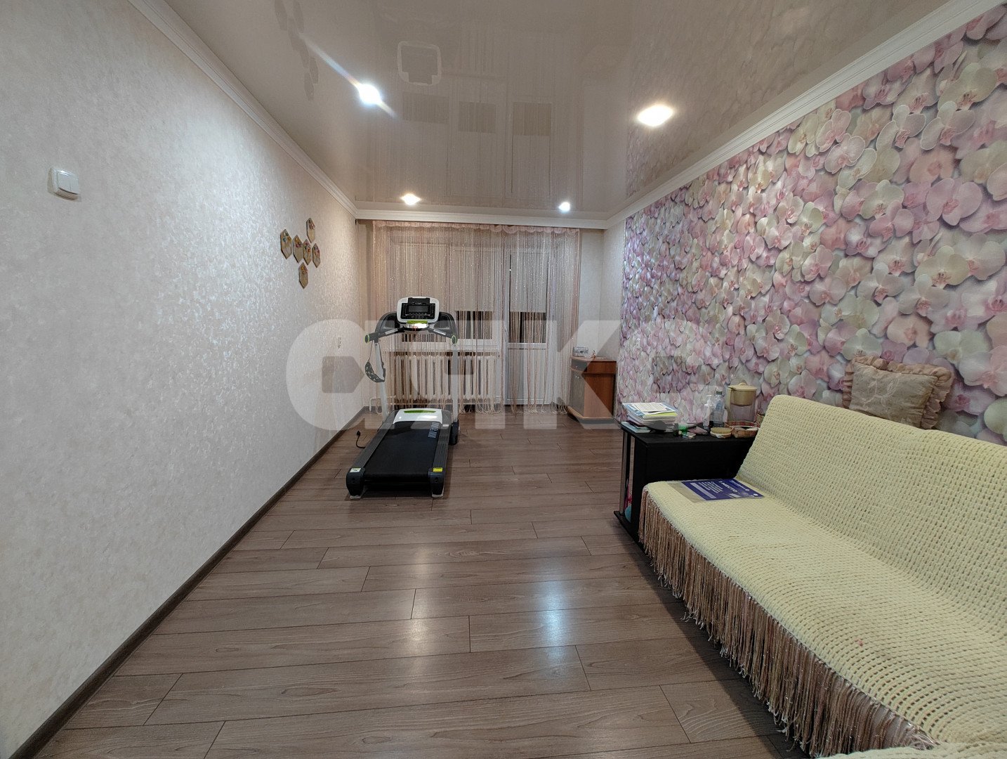 Фото №1: 3-комнатная квартира 60 м² - Майкоп, ул. Шовгенова, 10