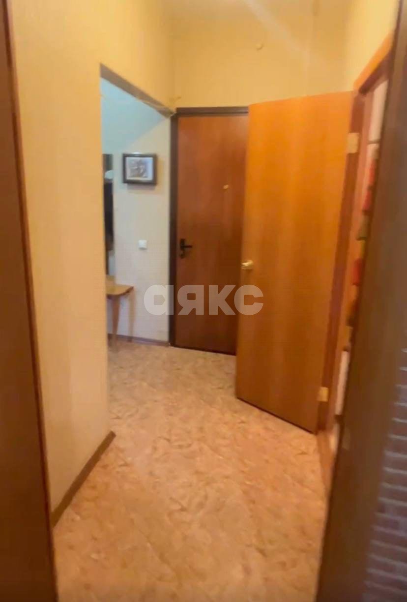 Фото №3: 1-комнатная квартира 35 м² - Ростов-на-Дону, 3-й  Западные Ворота, ул. Жданова, 7/33