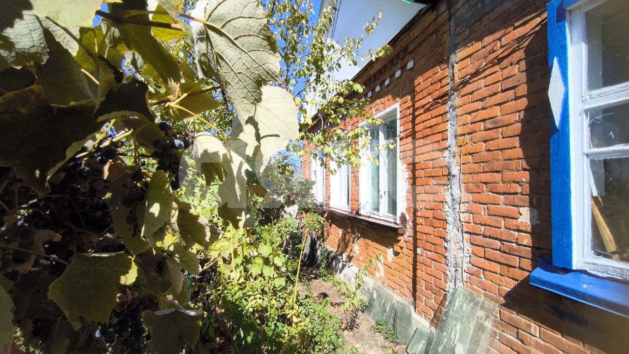 Фото №1: Часть дома 35 м² + 4.7 сот. - Горячий Ключ, Администрация, ул. Черняховского
