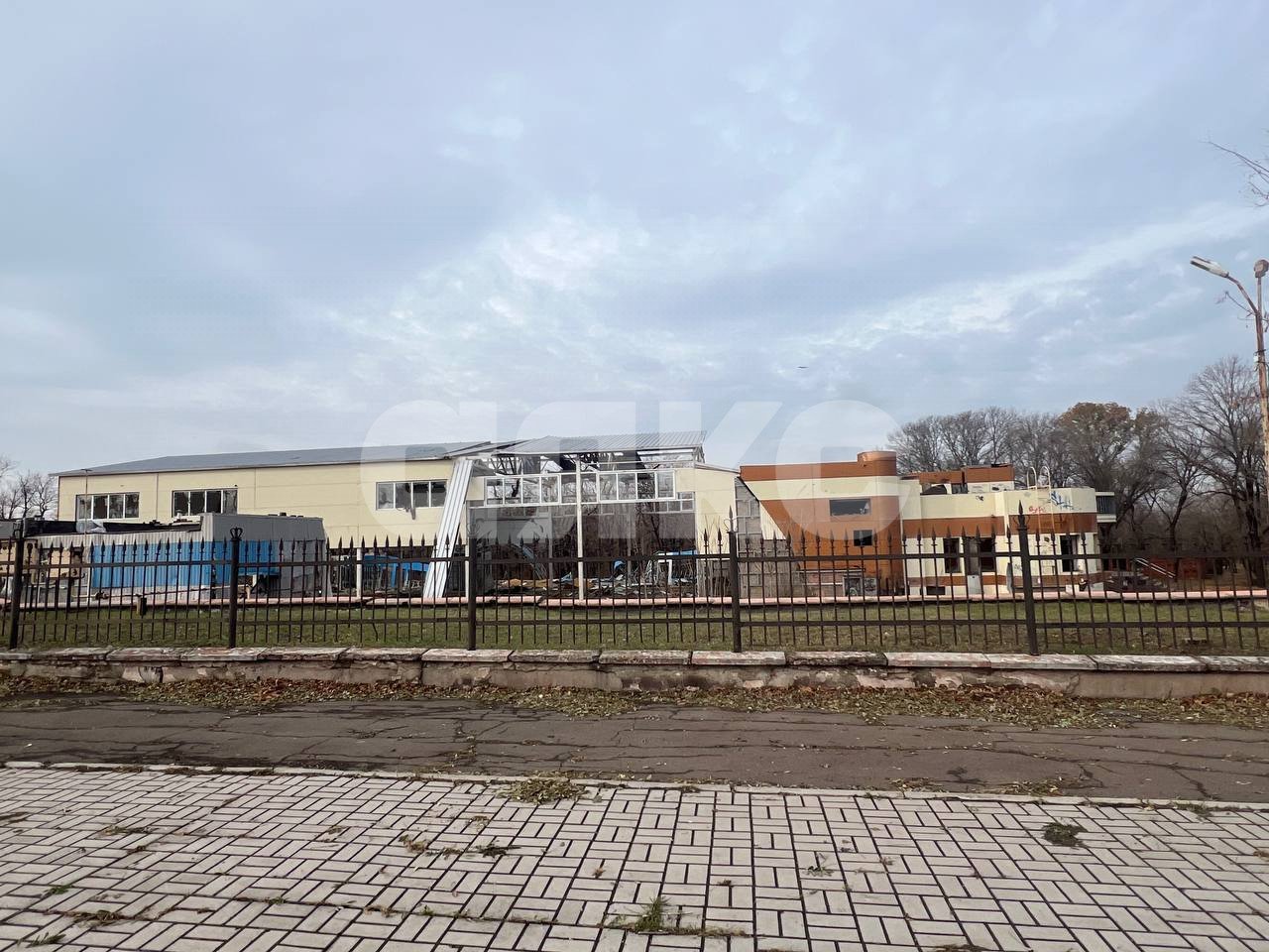 Фото №3: Коммерция 2807 м² - Мариуполь, Кальмиусский, пр-кт Карпова, 2