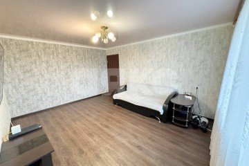 Фото №4: 4-комнатная квартира 73 м² - Нижнекамск, мкр. 20-й, ул. Бызова, 13