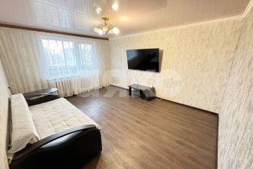 Фото №2: 4-комнатная квартира 73 м² - Нижнекамск, мкр. 20-й, ул. Бызова, 13