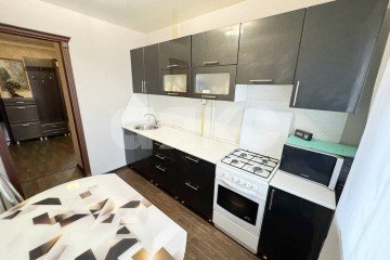 Фото №2: 4-комнатная квартира 73 м² - Нижнекамск, мкр. 20-й, ул. Бызова, 13