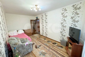 Фото №4: 2-комнатная квартира 44 м² - Нижнекамск, мкр. 20-й, ул. Бызова, 5