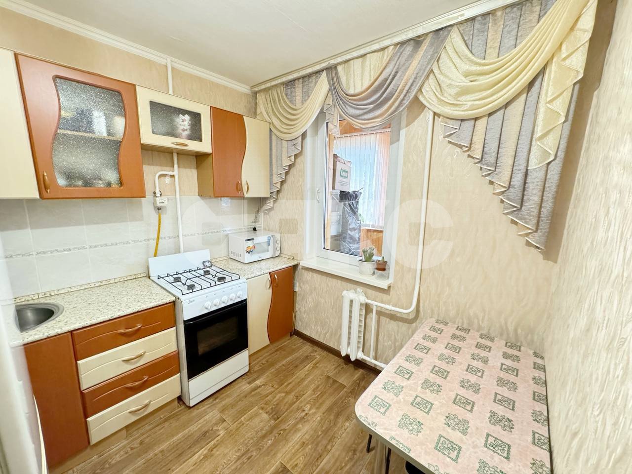 Фото №5: 2-комнатная квартира 44 м² - Нижнекамск, 20-й, ул. Бызова, 5