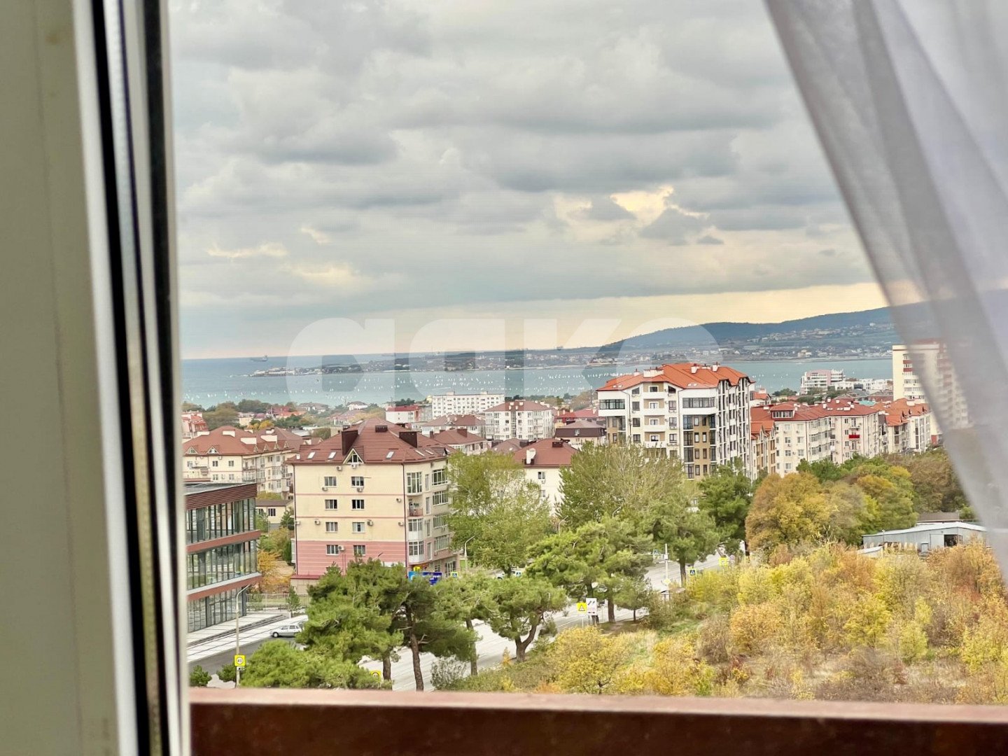 Фото №5: 1-комнатная квартира 43 м² - Геленджик, жилой комплекс Алые Паруса, ул. Олега Анофриева, 1к1