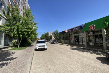 Фото №1: Торговое помещение 1024 м² - Краснодар, мкр. жилой комплекс Инсити-Парк, ул. Командорская, 1А
