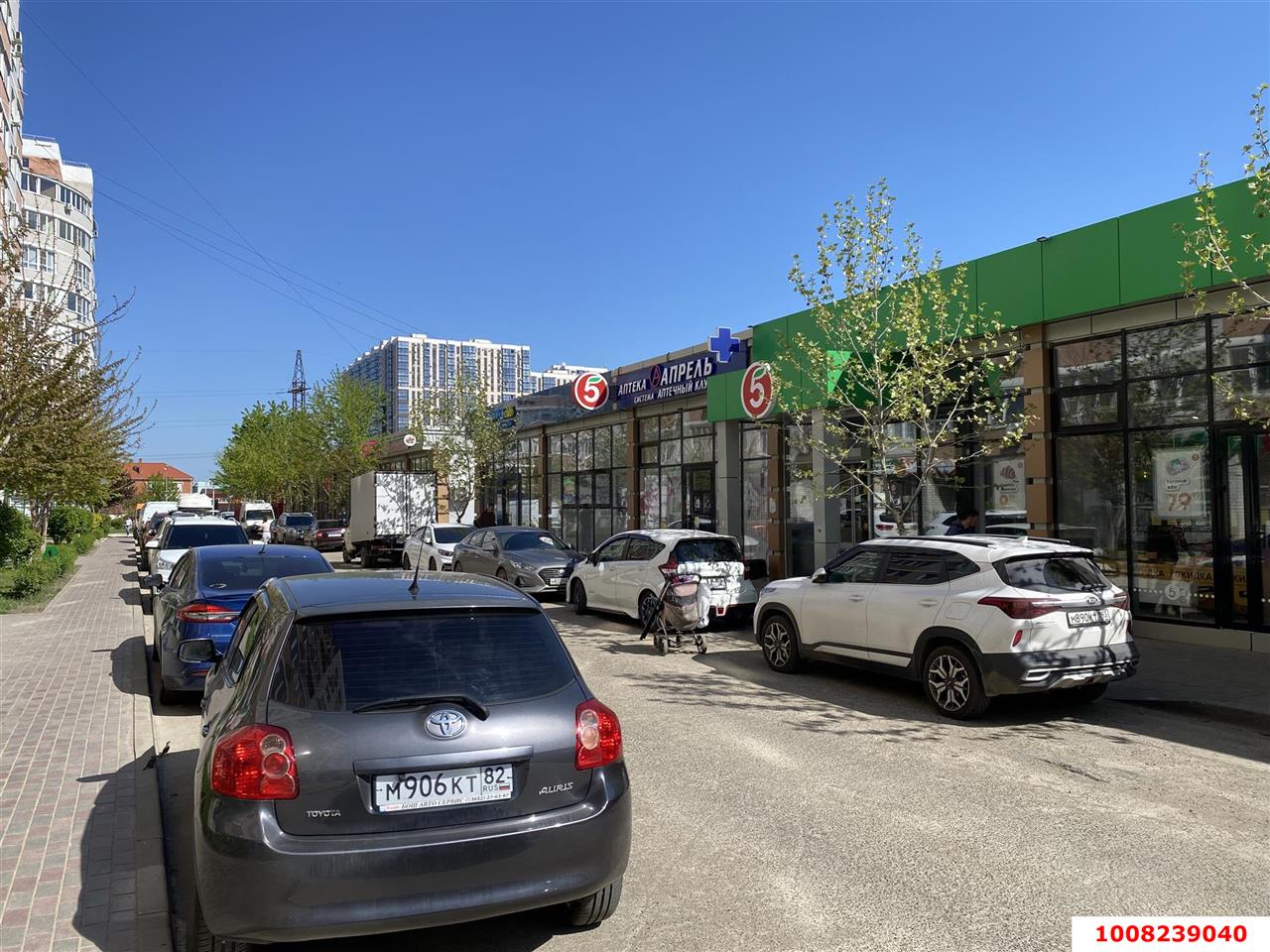 Фото №6: Торговое помещение 1024 м² - Краснодар, жилой комплекс Инсити-Парк, ул. Командорская, 1А
