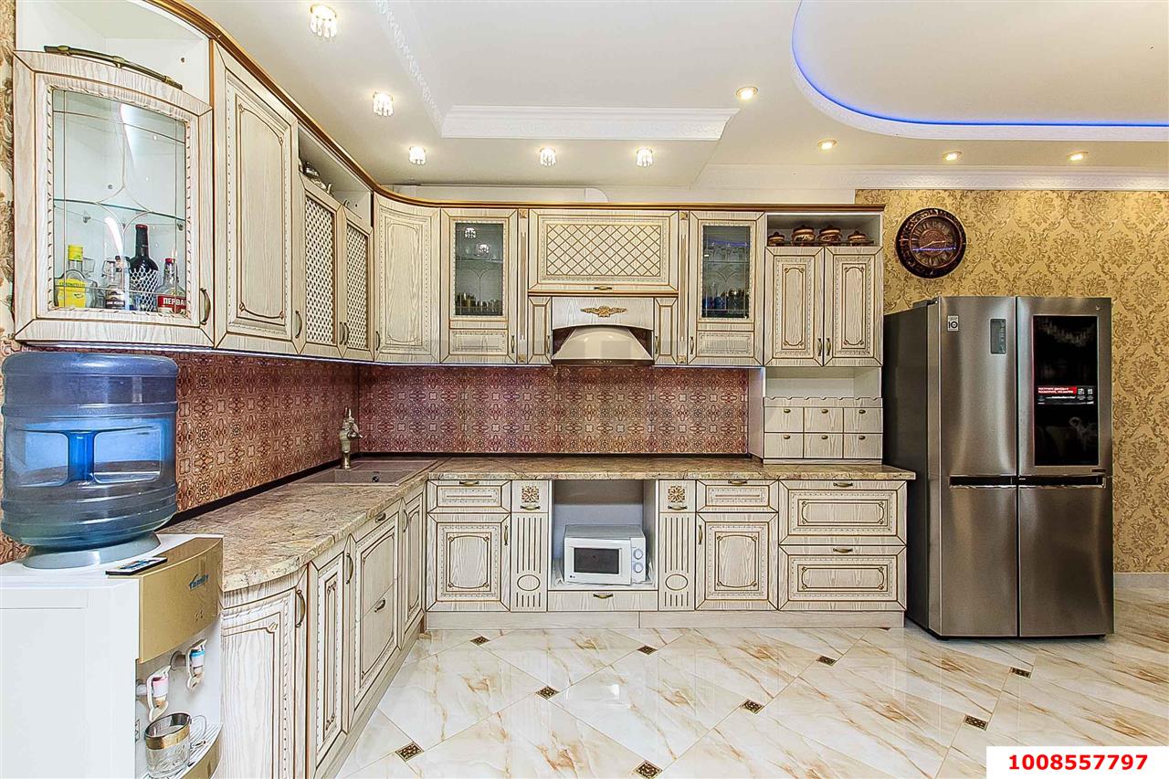 Фото №3: Дом 300 м² + 6.3 сот. - Краснодар, Прикубанский внутригородской округ, мкр. Новый