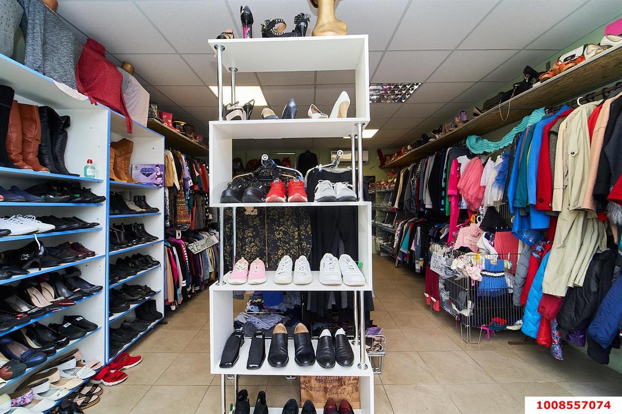 Фото №6: Торговое помещение 75 м² - Краснодар, Центральный, ул. имени Максима Горького, 150