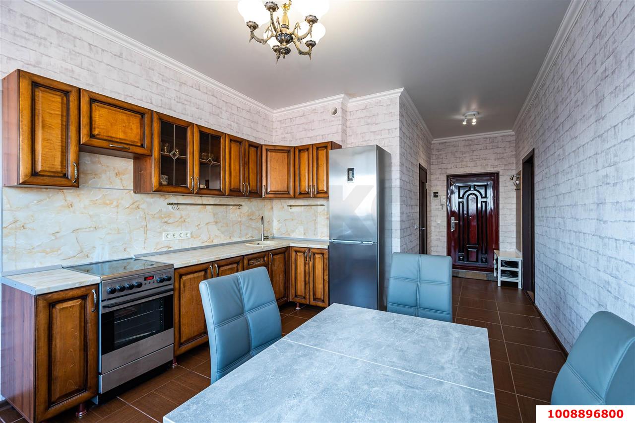 Фото №1: 1-комнатная квартира 47 м² - Краснодар, Прикубанский внутригородской округ, Завод Радиоизмерительных Приборов, мкр. Музыкальный, пер. Есенина, 16