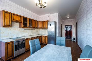 Фото №1: 1-комнатная квартира 47 м² - Краснодар, мкр. Музыкальный, пер. Есенина, 16